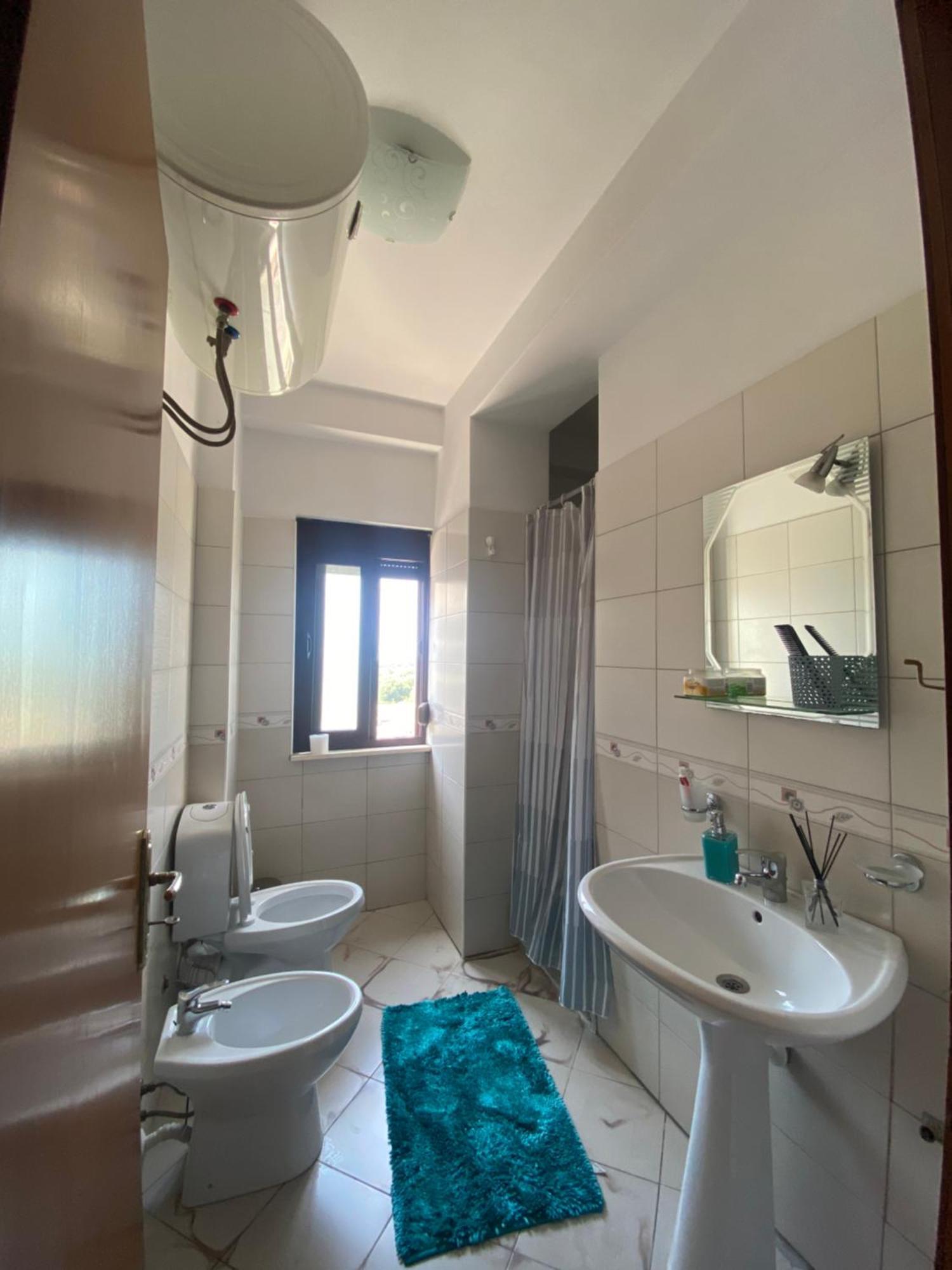Panoramic Apartment Shkoder Exterior photo